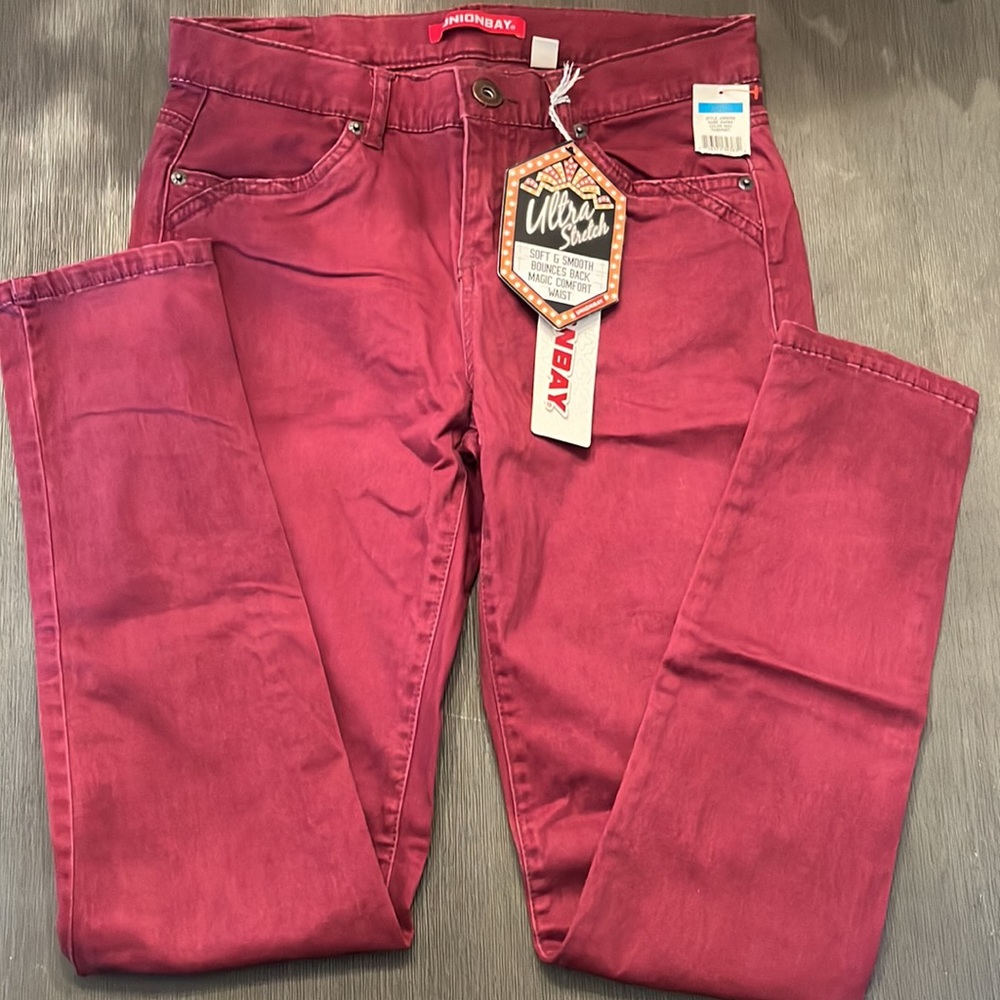 NWT Women’s UNIONBAY Stretch Jeans Size 9